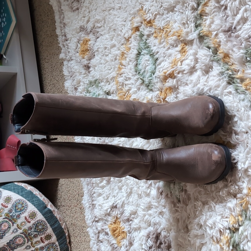 Women's brown sorel tall boots